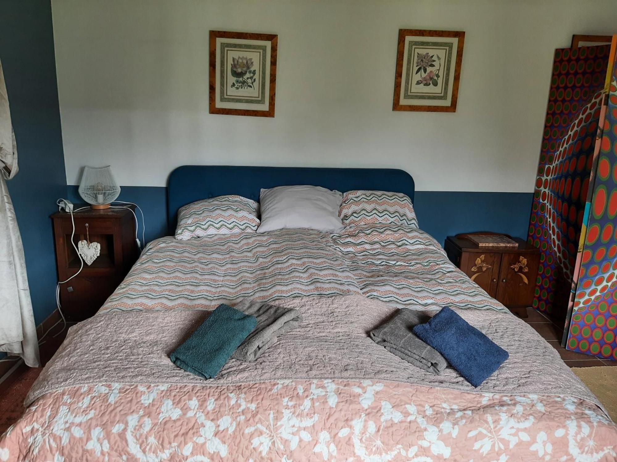 Notre Village Papillon Bed&Breakfast Neret 外观 照片